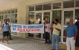 Manifestação contra demissão Bradesco-13