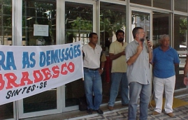 Manifestação contra demissão Bradesco-7