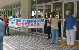 Manifestação contra demissão Bradesco-8
